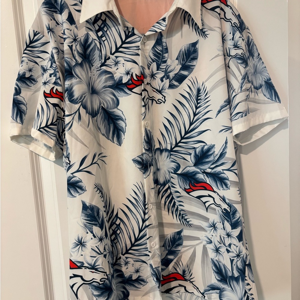 Denver Broncos Floral Print Men's Shirt - Blue and White